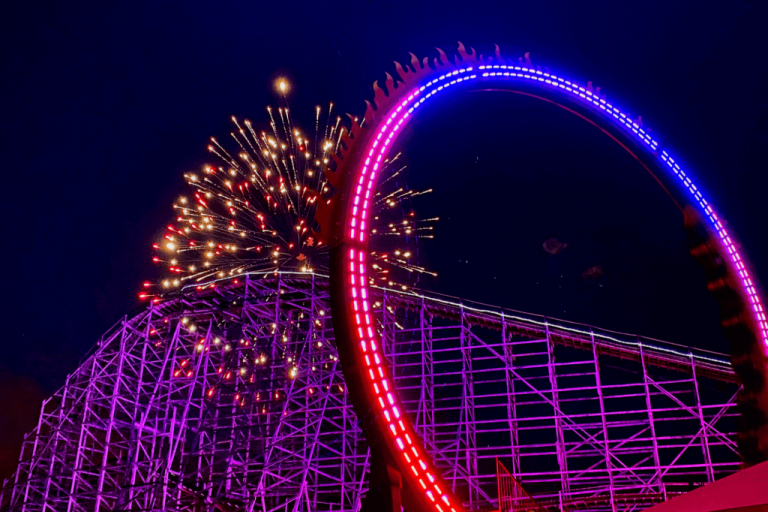 How Much Do VIP Experiences Cost at Six Flags? Six Flags Ticket